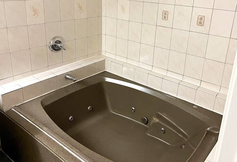 Rivera Inn & Suites Motel