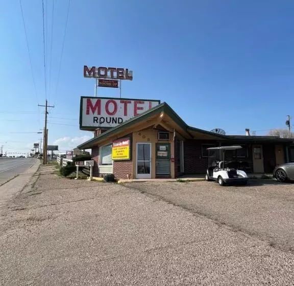 Round Up Motel
