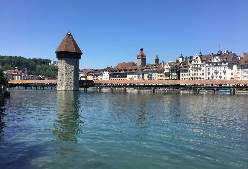 ベッドアンドブレックファースト Verena S Boutique Villa Au Lac