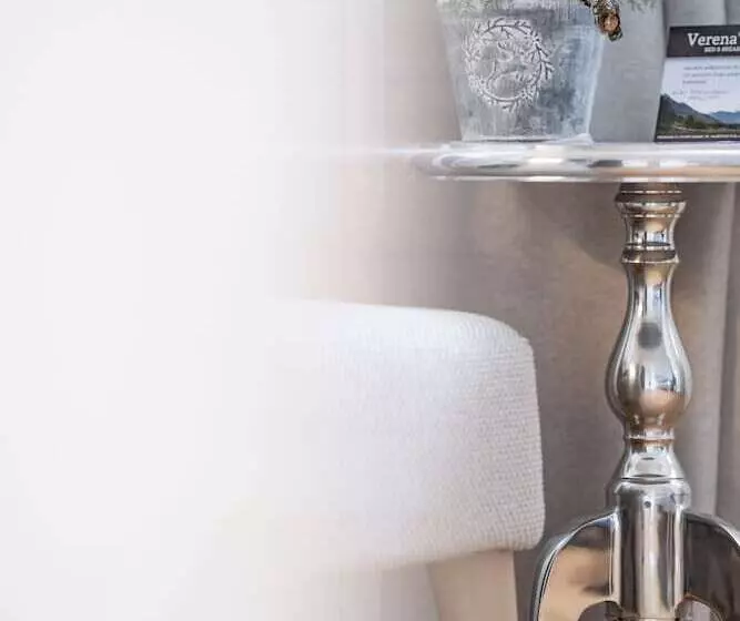 ベッドアンドブレックファースト Verena S Boutique Villa Au Lac