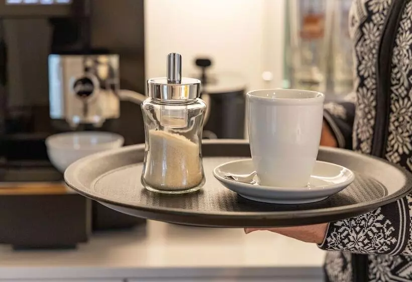 ベッドアンドブレックファースト Verena S Boutique Villa Au Lac