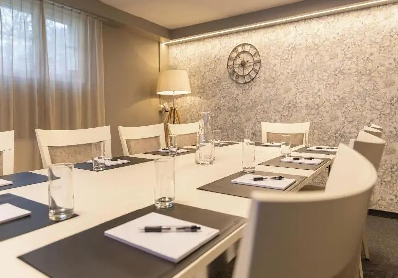 ベッドアンドブレックファースト Verena S Boutique Villa Au Lac
