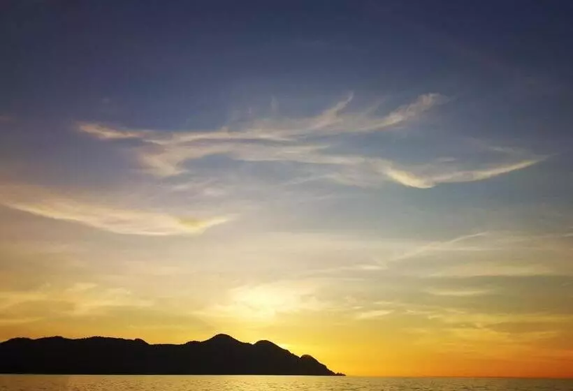 Cabañas Vista Al Lago