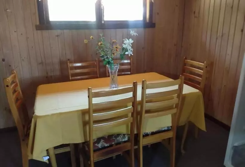 Cabañas Vista Al Lago