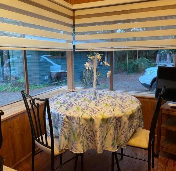 Cabañas Vista Al Lago