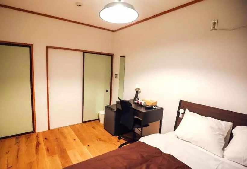 Chaho Hostel Nirasaki / Outdoor Base