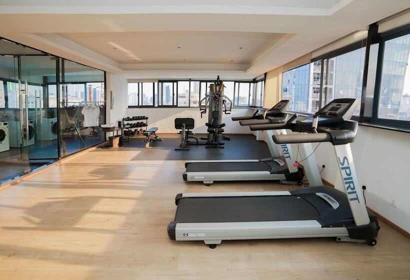 בית מלון כפרי Aurea Central