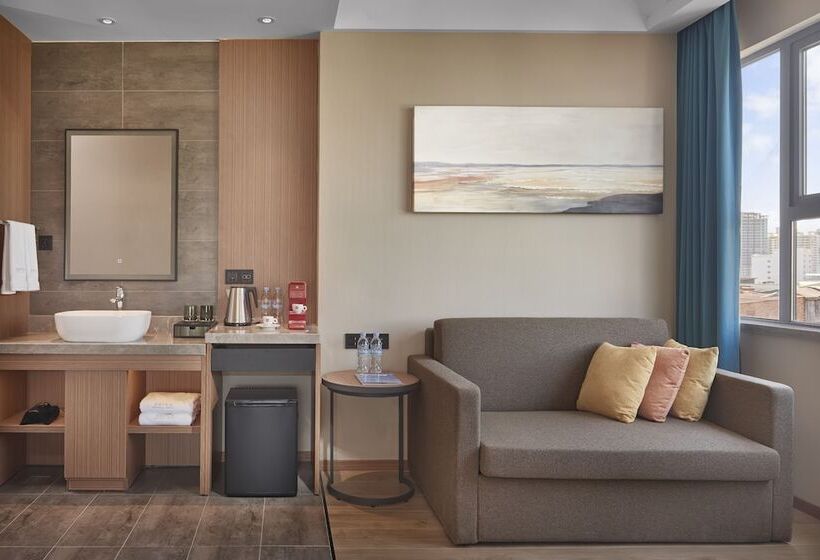 בית מלון כפרי Aurea Central