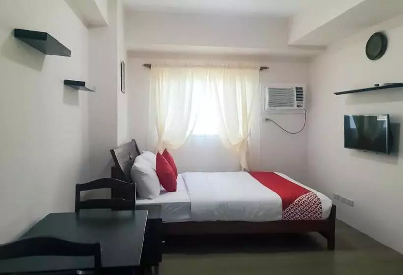هتل Oyo 500 Vista 309 Katipunan