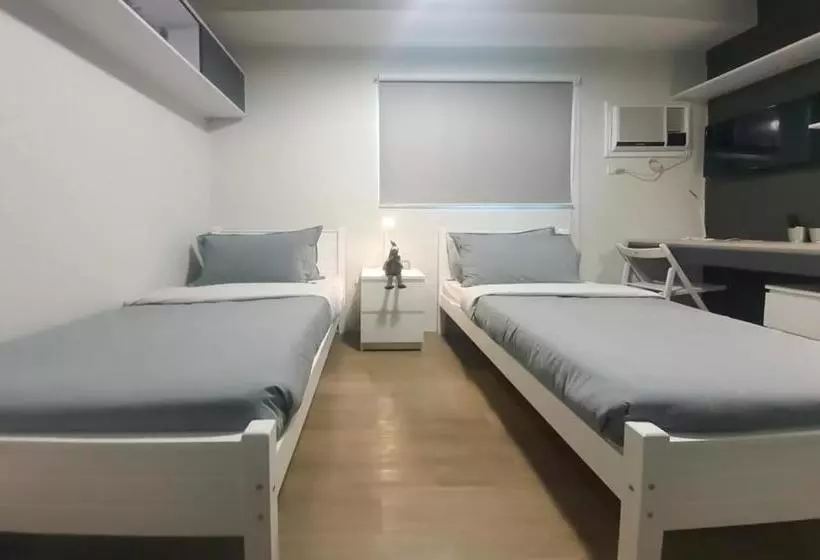 هتل Oyo 500 Vista 309 Katipunan