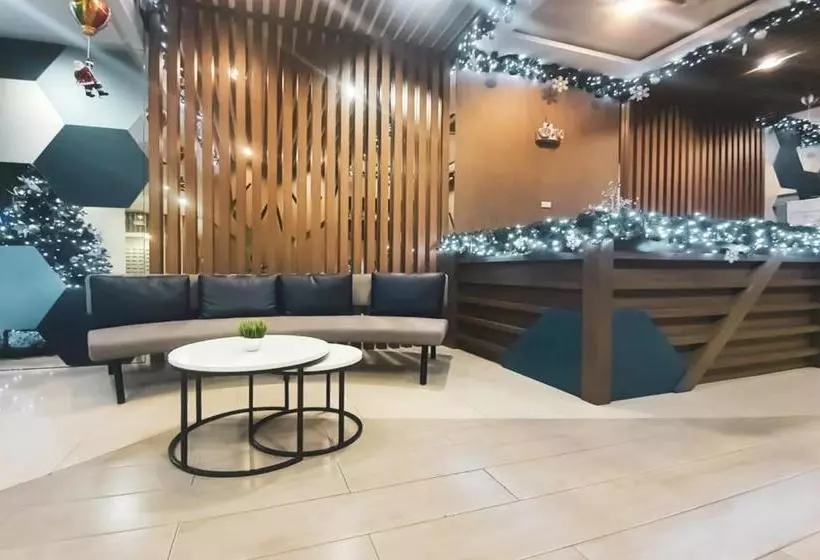 هتل Oyo 500 Vista 309 Katipunan