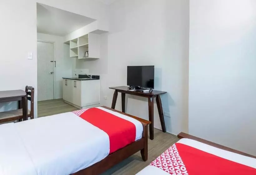 هتل Oyo 500 Vista 309 Katipunan