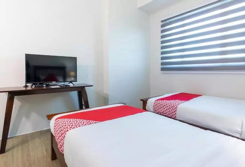 هتل Oyo 500 Vista 309 Katipunan