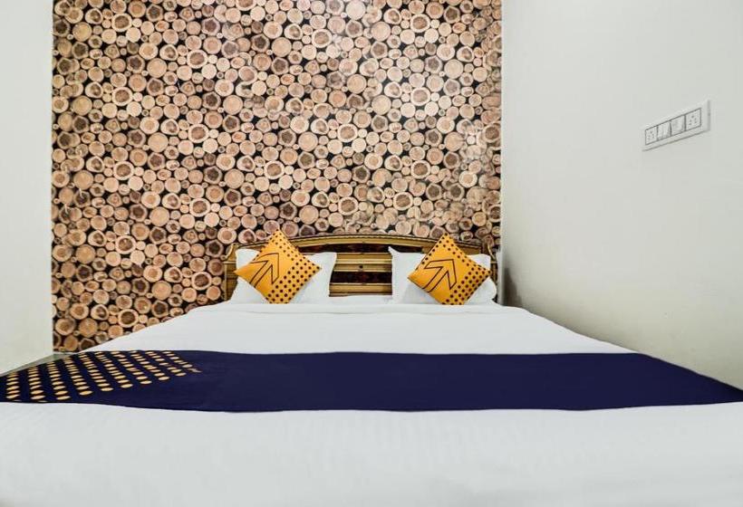 Отель Spot On 65115 Sagar Villa