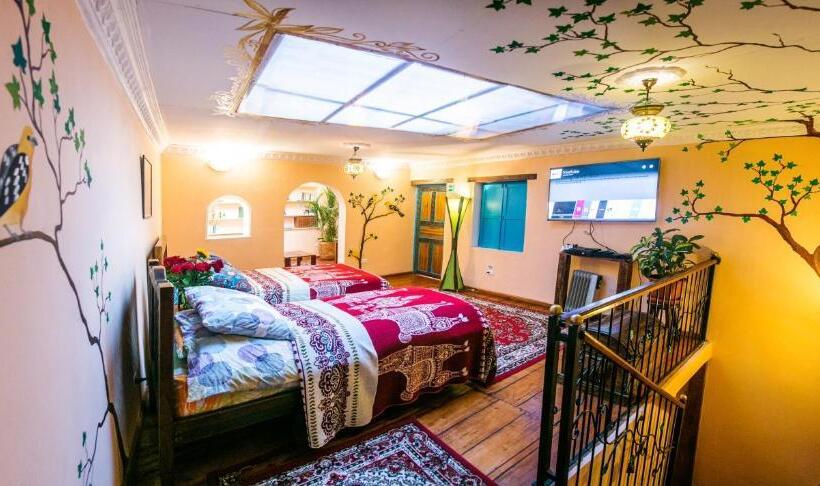 Itchimbia Garden Con La Mejor Vista De Quito Y Spa