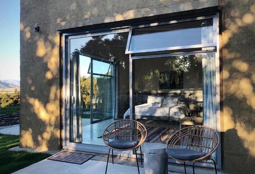 Pensão The Hidden Spring