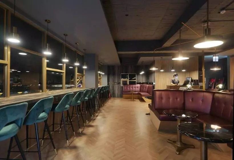 هاستل Modern Inn