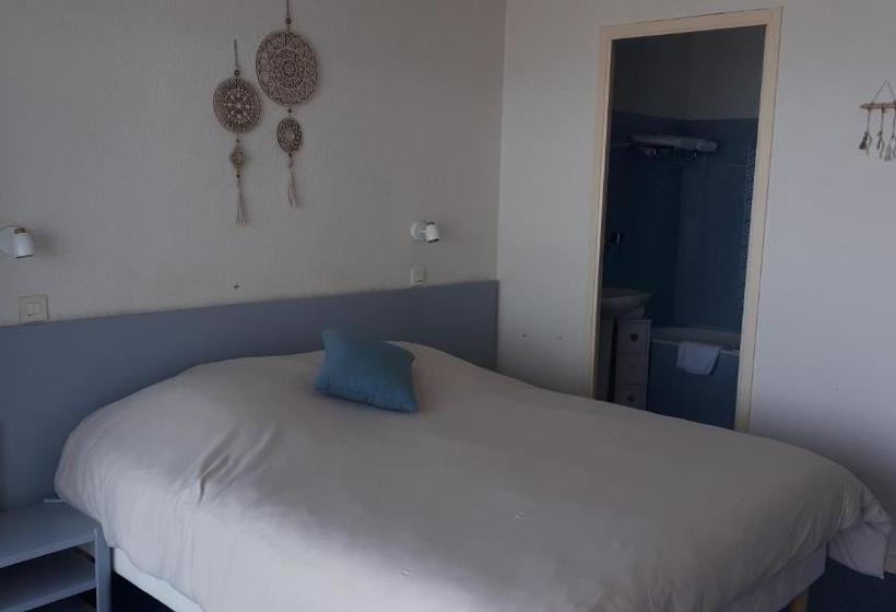 בית מלון כפרי Hôtel Du Port Bar Restaurant