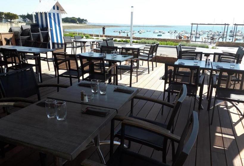 בית מלון כפרי Hôtel Du Port Bar Restaurant