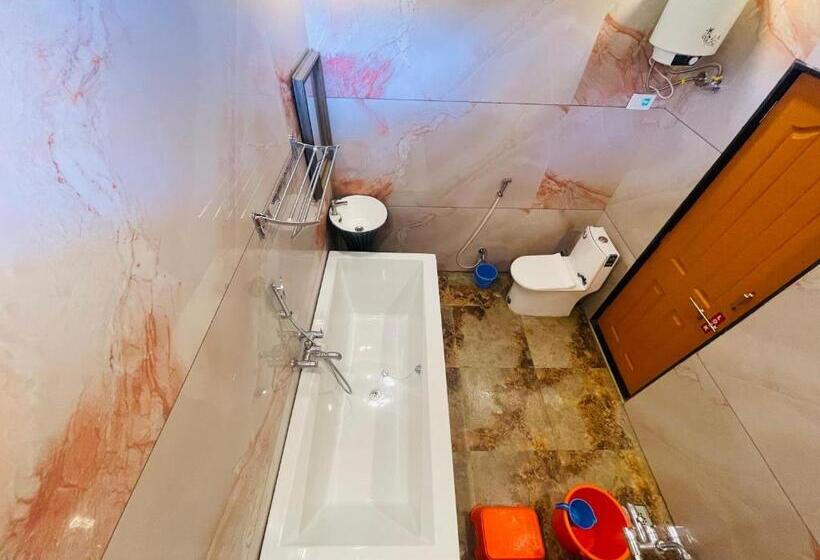 בית מלון כפרי Saptarang Residency Panhala