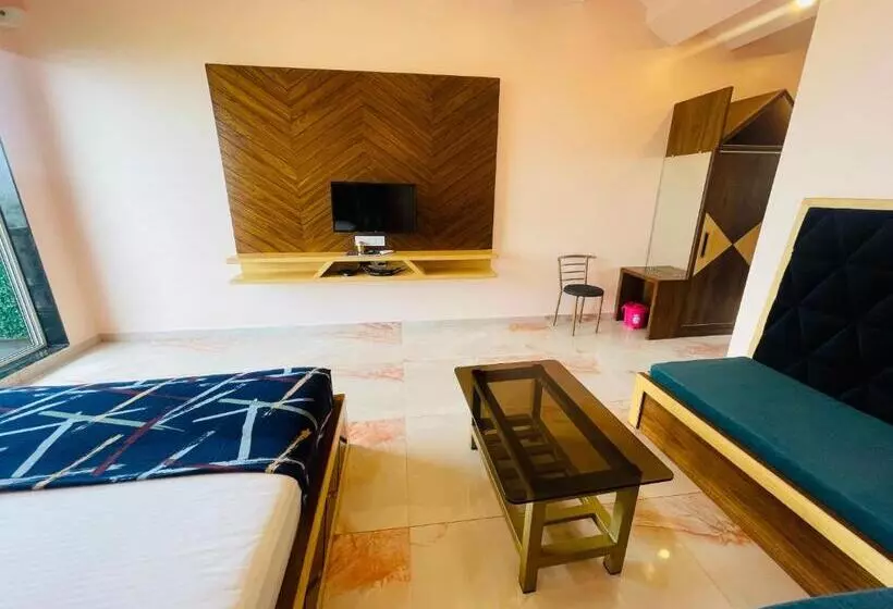 ホテル Saptarang Residency Panhala