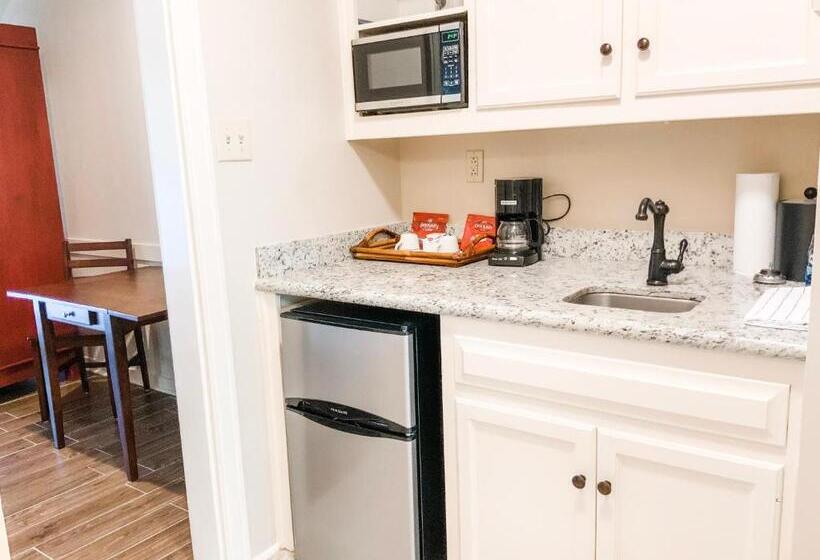 酒店 The Lodge At The Bluffs