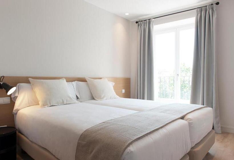 Mh Apartments Central Madrid