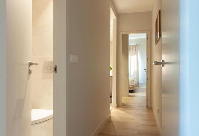 Mh Apartments Central Madrid