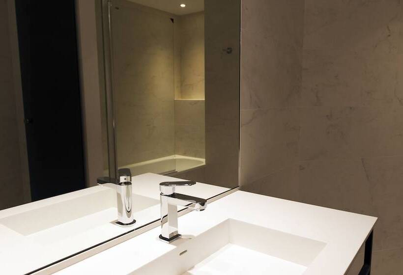 Mh Apartments Central Madrid