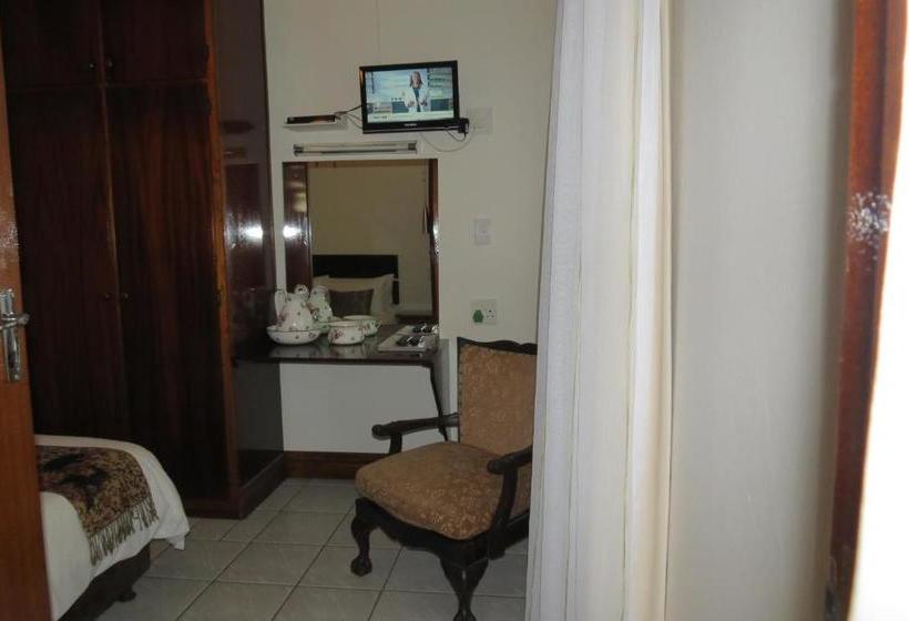 بنسيون Dieu Donnee River Lodge