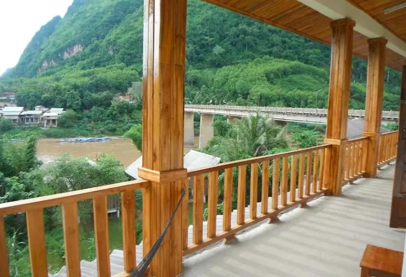 ペンション Vongmany Guesthouse