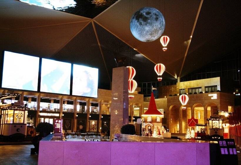 Airport Capsule Hotel Fly Me To The Moon