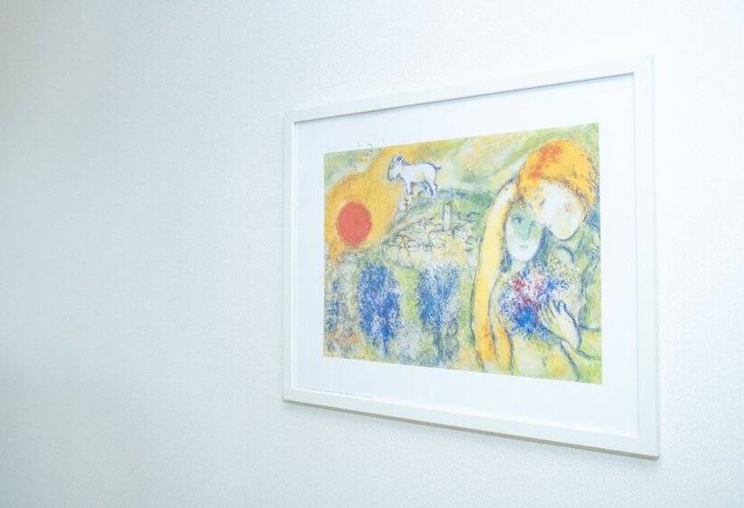 Airport Capsule Hotel Fly Me To The Moon