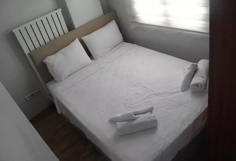 هتل Omar Sultan Park Suites