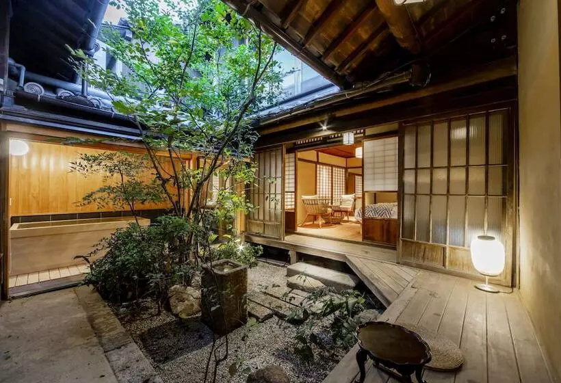 Ryokan Tomonoura Shiomachi Hotel Roya