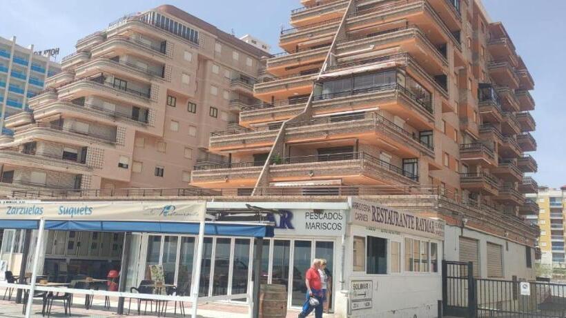 Apartamentos Raymar