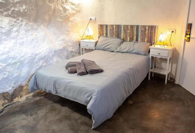 Bed and Breakfast Fortress Jacuzzi Suites