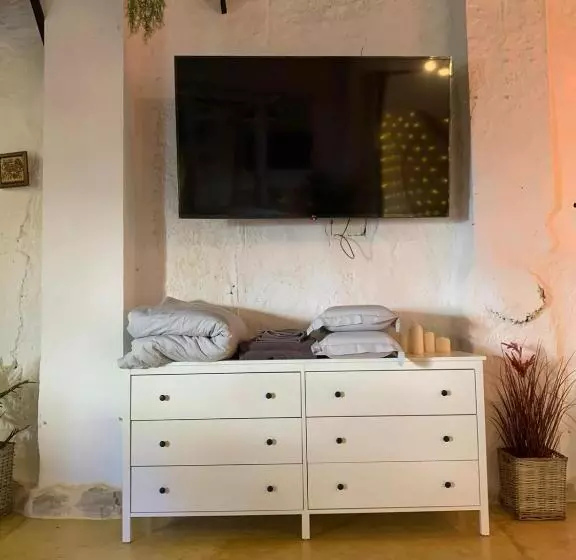 Aamiaismajoitus (B&B) Fortress Jacuzzi Suites