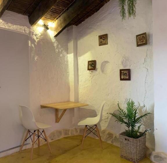 Bed and Breakfast Fortress Jacuzzi Suites