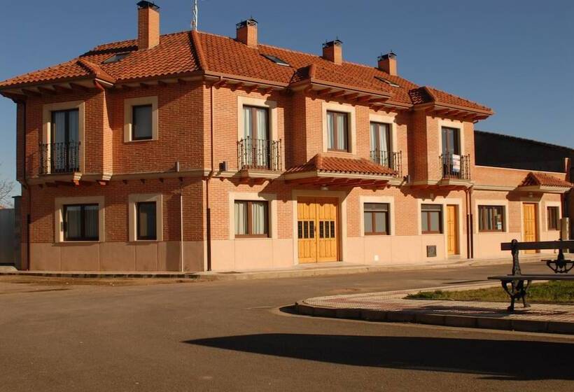 Отель Rural Astura