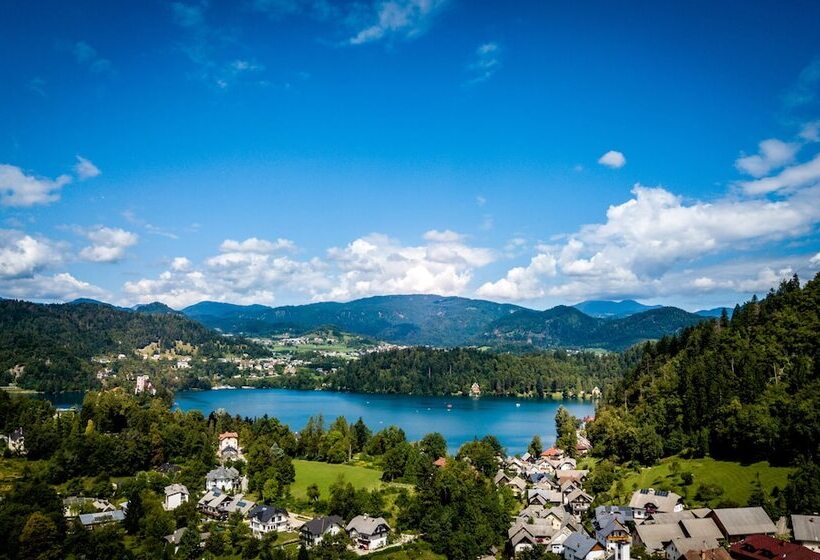 پانسیون Tourist House Capricorn