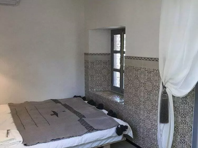 Riad Nana
