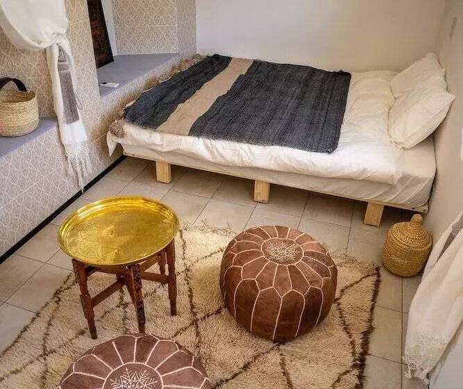 Riad Nana