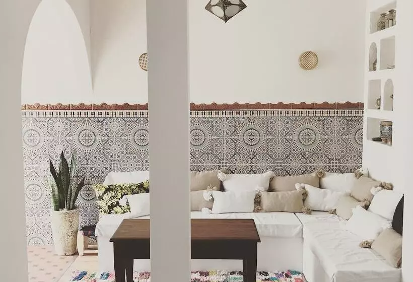 Riad Nana