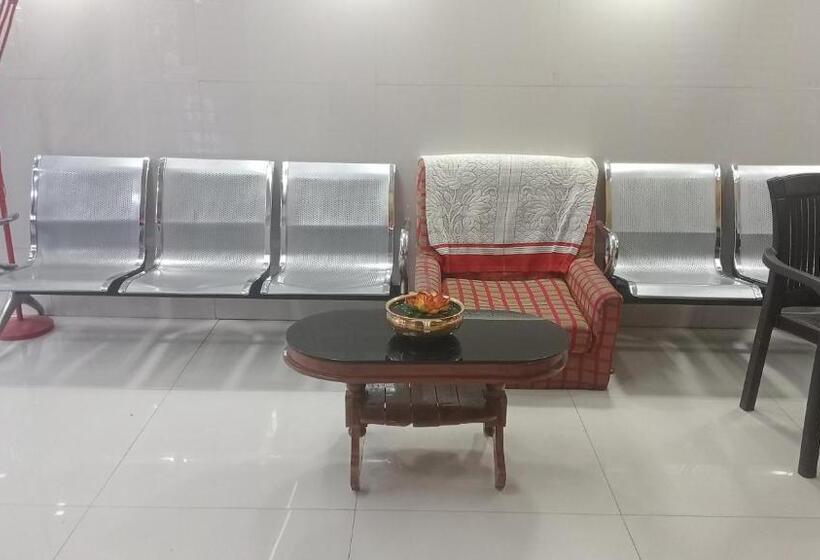 호텔 Munnar Central