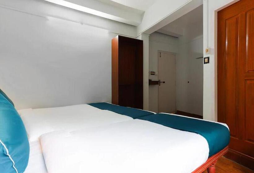 호텔 Munnar Central