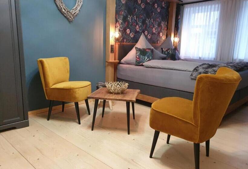 Отель Pelikans Krone