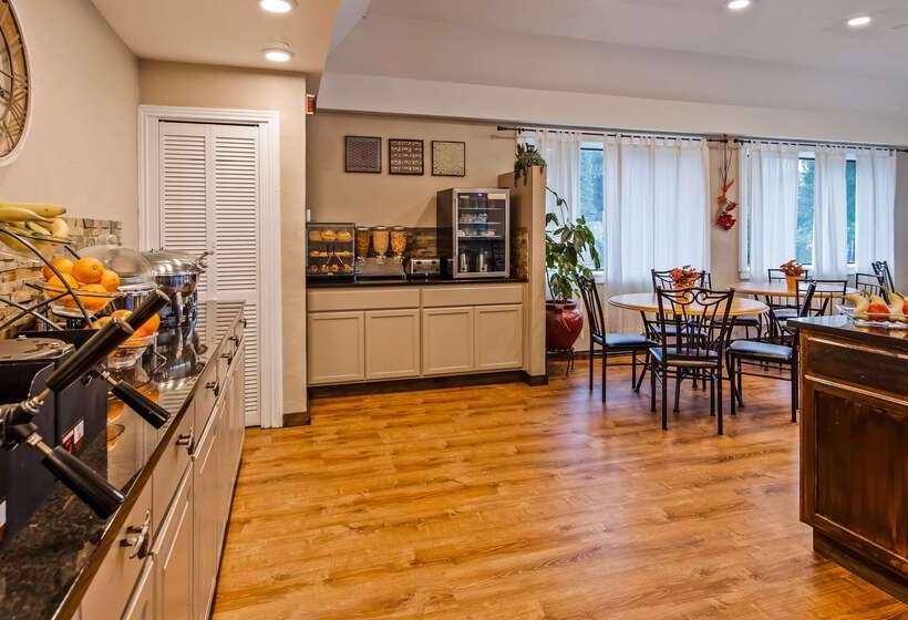 Отель Best Western Johnson City Inn