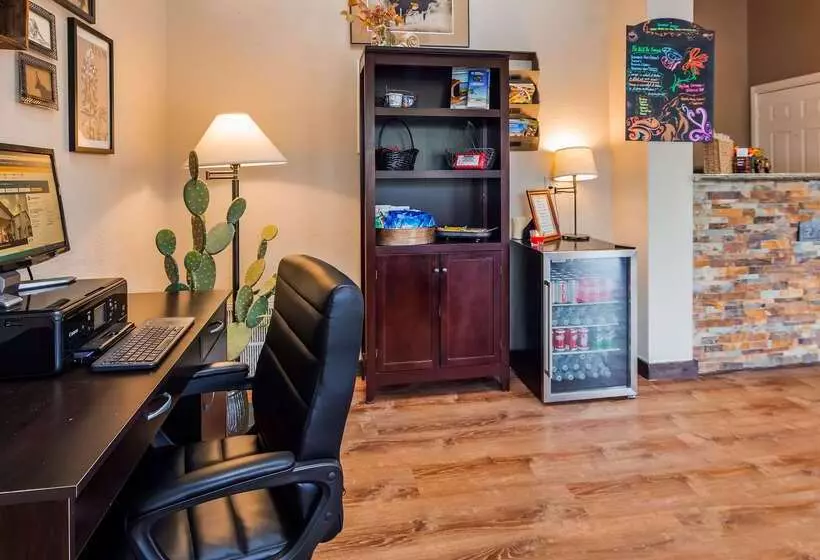 فندق Best Western Johnson City Inn