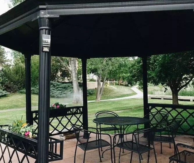 בית מלון כפרי Boulder Twin Lakes Inn